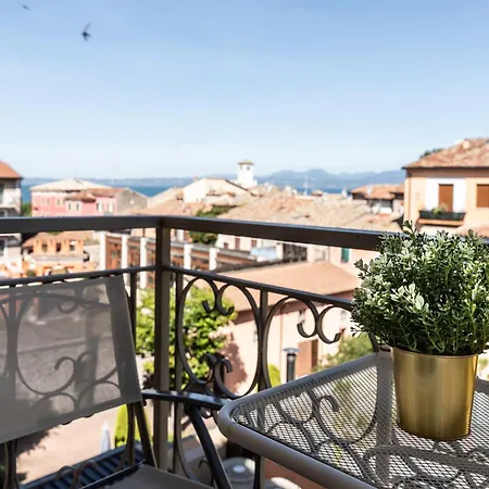Palazzo Betteloni Apartment *