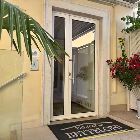 Palazzo Betteloni Apartment *